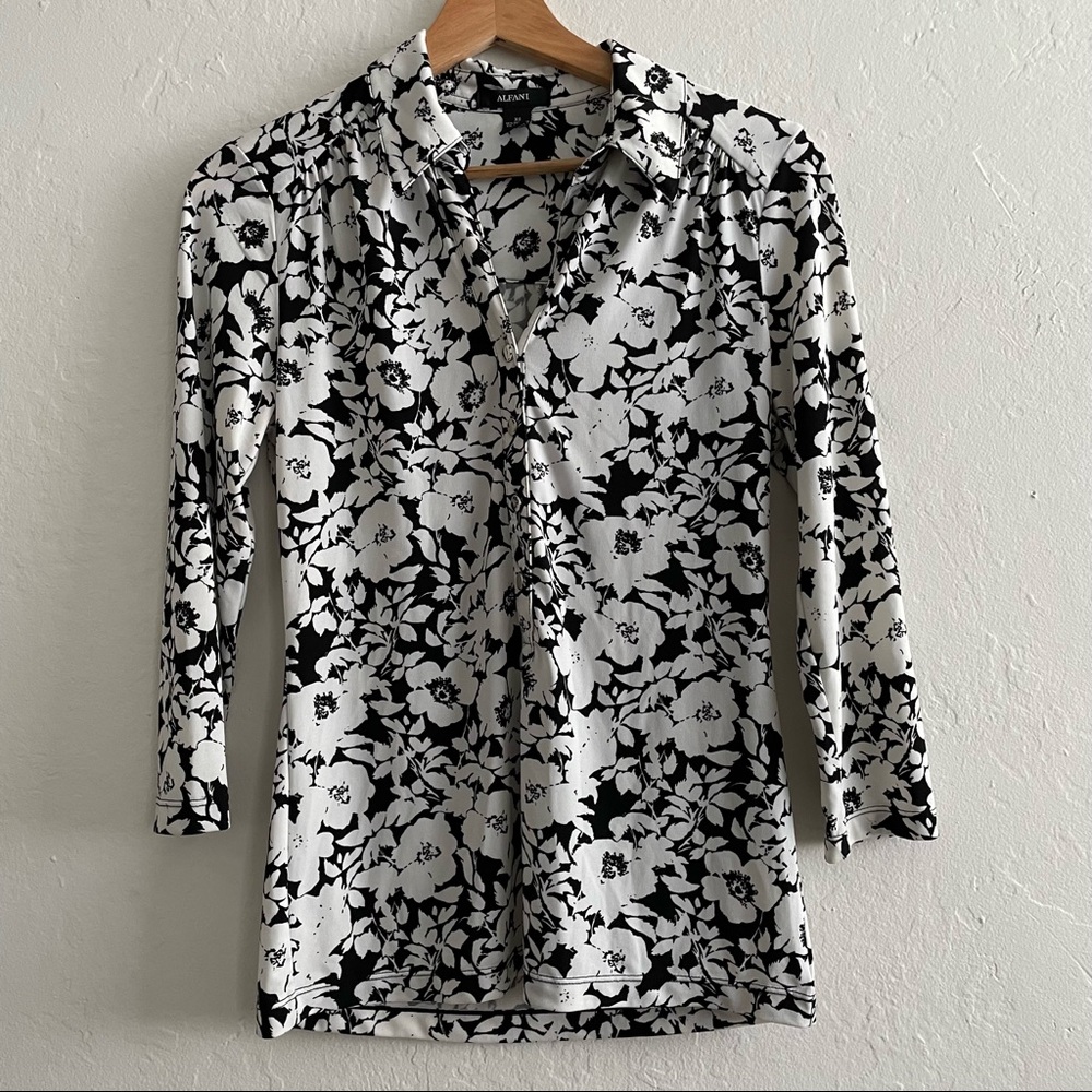 Alfani Floral Print Collared Black and White Button Up Blouse Size X-Small